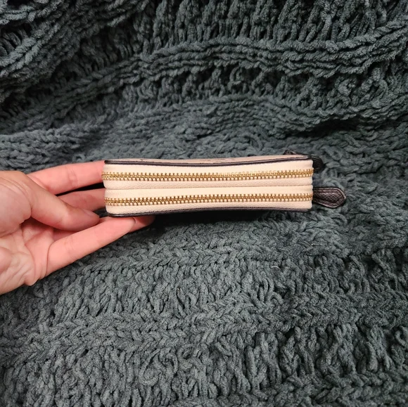 Coach Wild Flower Double Zip Coin Purse - Picture 3 of 11